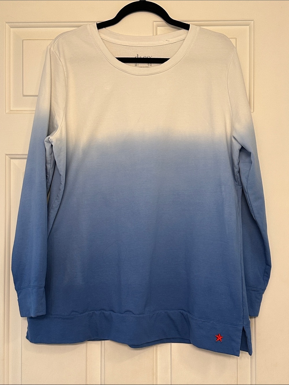 Denim&Co White to Blue Ombre Long Sleeve Sweatshirt